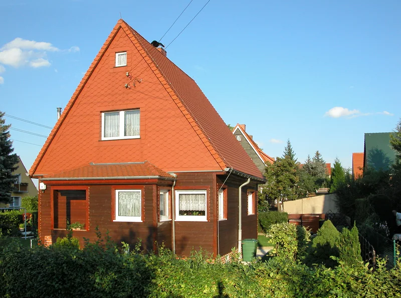 Freistehendes Wohnhaus mit Garten in Dresden